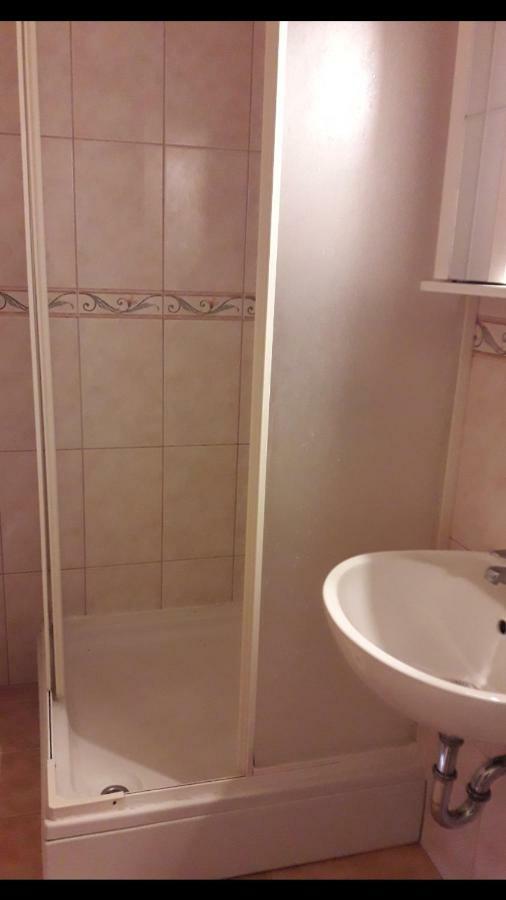 Guesthouset Bellevue 1 *